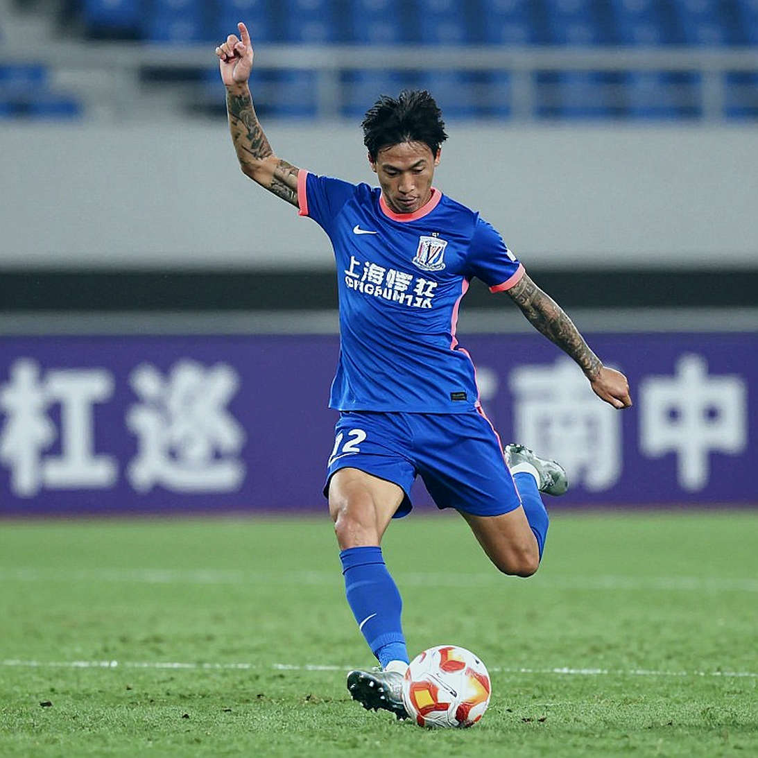 Wrong Labels, Wrong Signings: What a Seismic-Alert Story Inside a Football Feed Teaches the Transfer Market Wrong Labels, Wrong Signings: What a Seismic-Alert Story Inside a Football Feed Teaches the Transfer Market