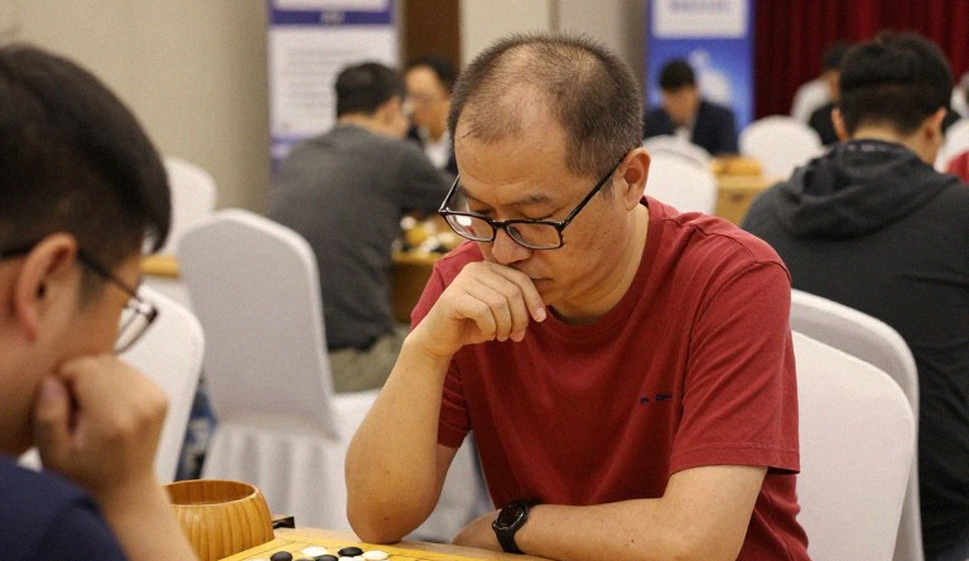 ChessBase tháng 8: bản cập nhật Petrov, hai khóa cờ vị trí và giới hạn của một bản tin tự giới thiệu