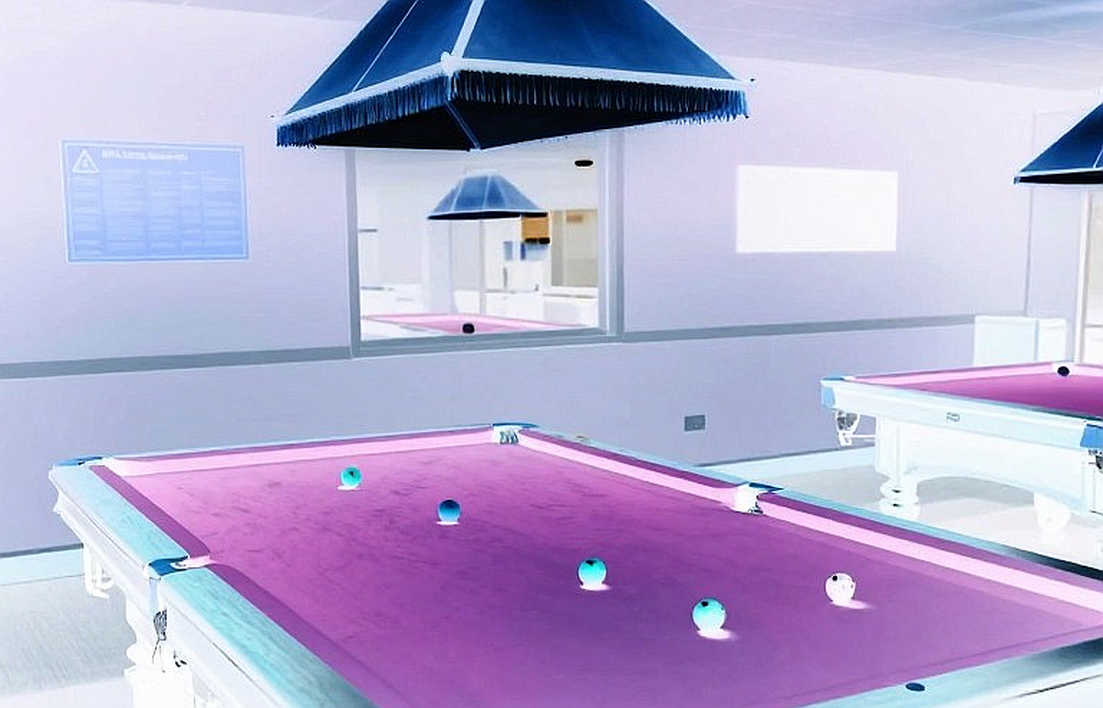 Cú chạm đầu tiên: Vì sao sai số lại trở thành bản sắc của bi-a carom ba băng Việt Nam?