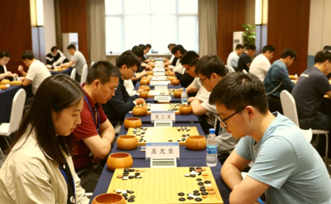 ChessBase Magazine số 225: khi một trang quảng cáo được đọc như một ván cờ