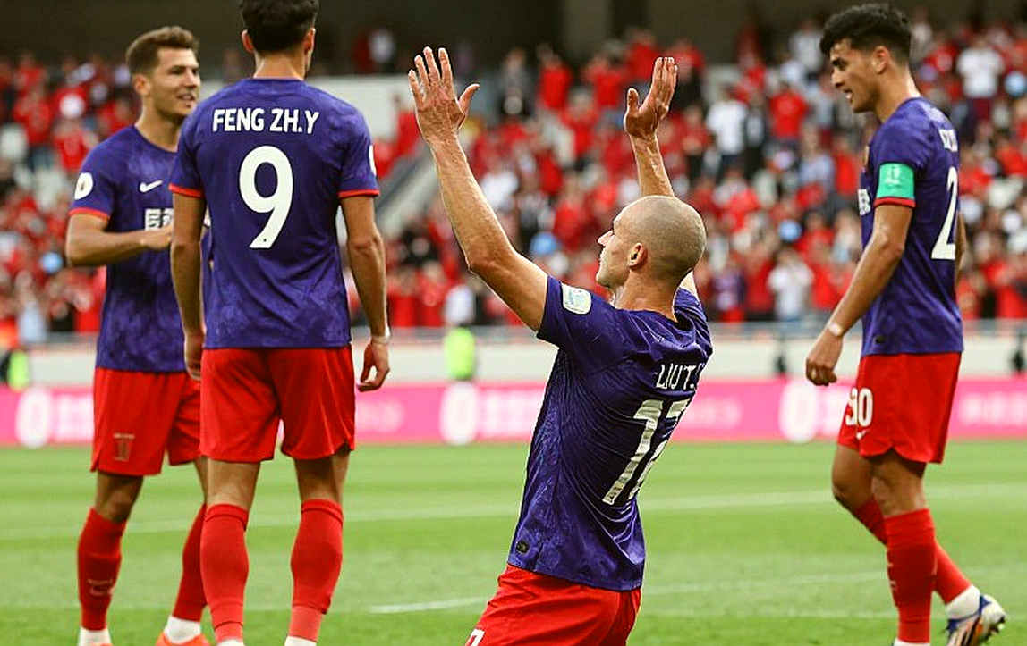 Nhịp chìm của V.League: điều biên bản không ghi về cuộc đua mùa giải