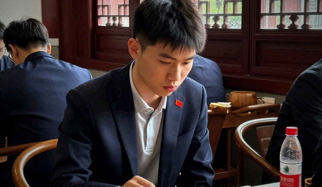 ChessBase Magazine #225: khi nhà phát hành không hứa hẹn điều gì mới