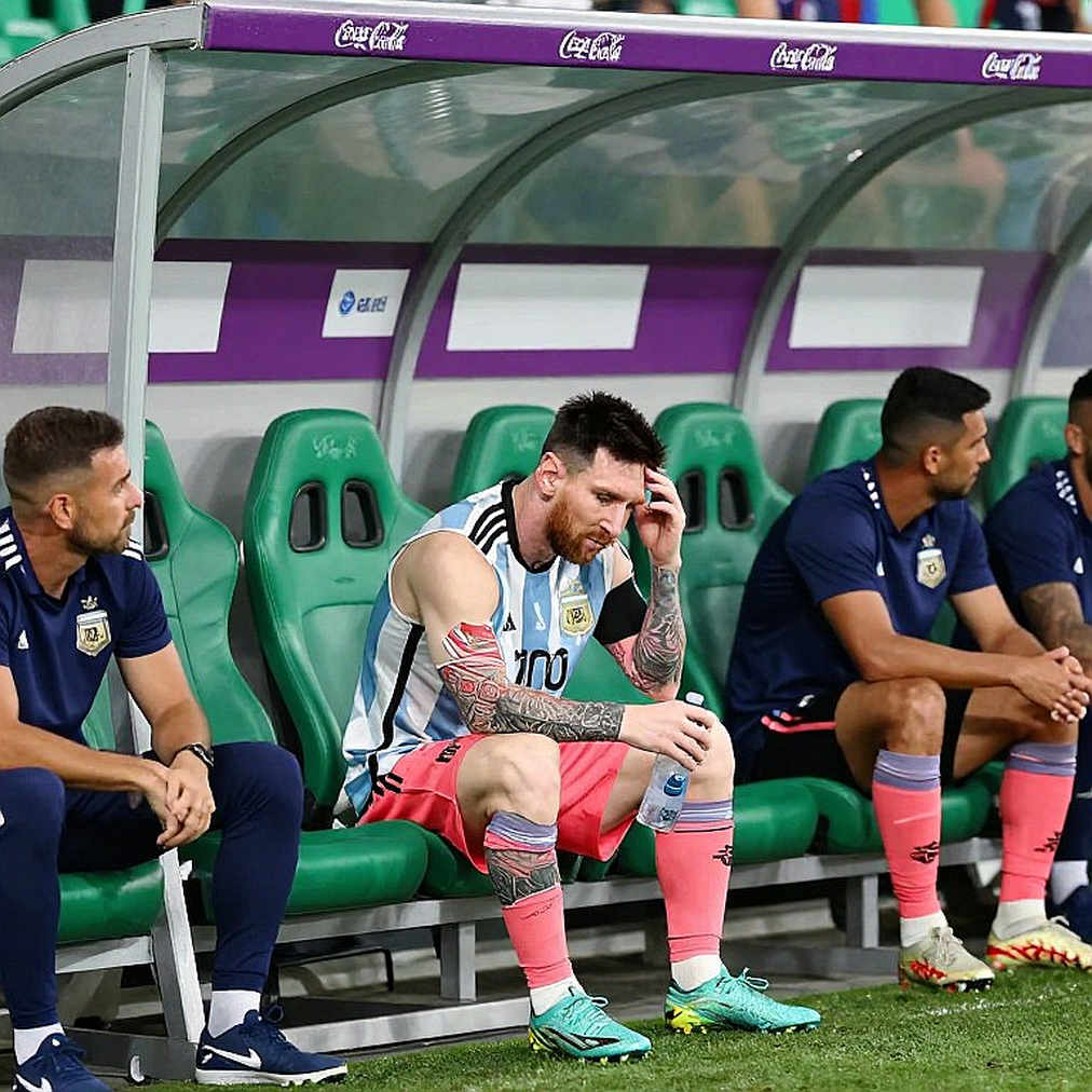 Biên bản trọng tài không viết trước: V.League giữa kỷ nguyên số liệu và con mắt người cầm còi Biên bản trọng tài không viết trước: V.League giữa kỷ nguyên số liệu và con mắt người cầm còi