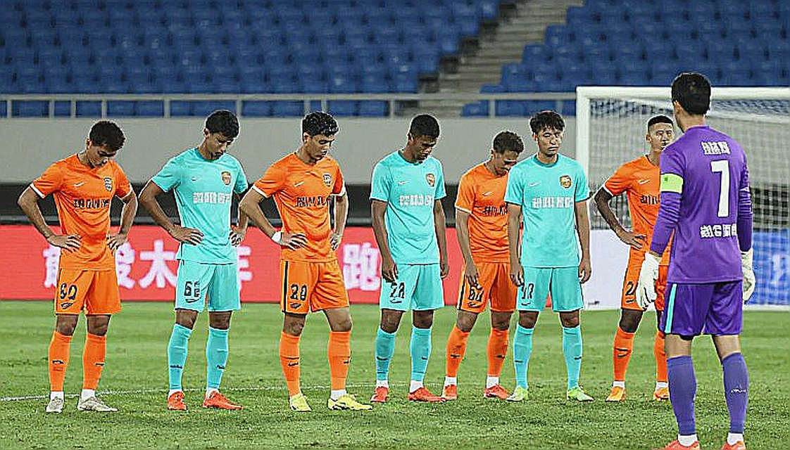 Hợp đồng chuyển nhượng V.League: khoản tiền không xuất hiện trong bảng cân đối Hợp đồng chuyển nhượng V.League: khoản tiền không xuất hiện trong bảng cân đối
