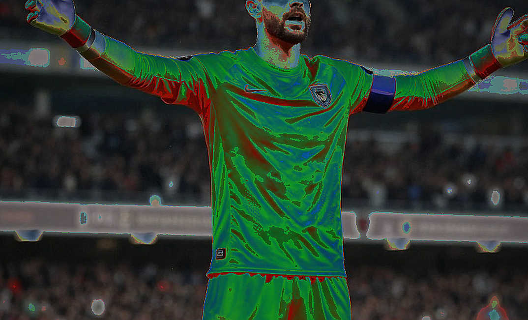 The Shirt, the Spotlight and the Cycle of Public Opinion: Notes on Image Management in Vietnamese Football The Shirt, the Spotlight and the Cycle of Public Opinion: Notes on Image Management in Vietnamese Football