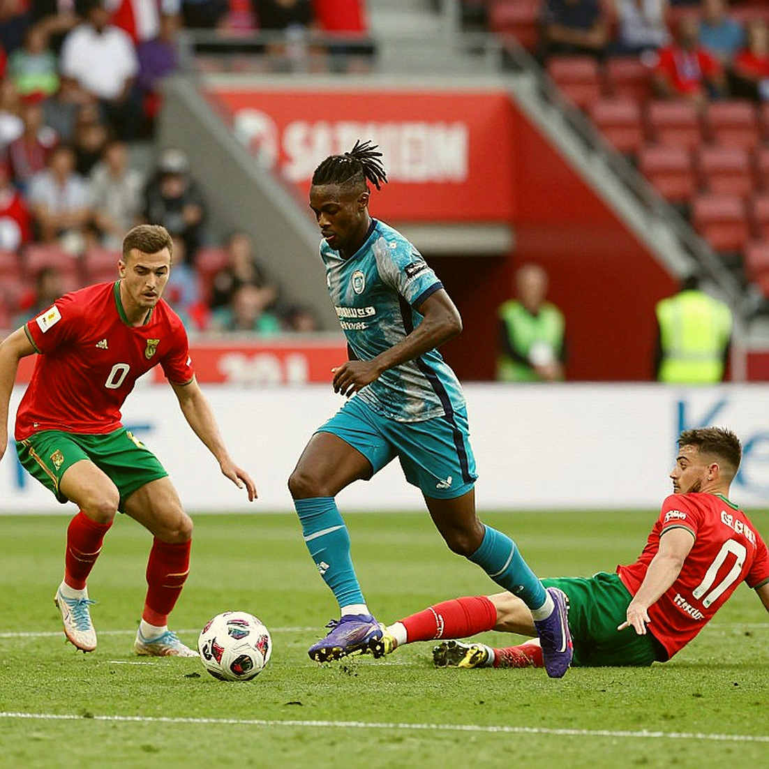 U23 Việt Nam gặp U23 Uzbekistan lúc 12h: Hai sự thay đổi của HLV Đinh Hồng Vinh và canh bạc một điểm