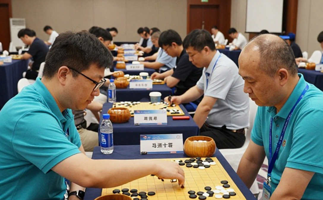 Tiêu đề Salesforce, ruột bài ChessBase #225: khoảng trống không ai kiểm tra Tiêu đề Salesforce, ruột bài ChessBase #225: khoảng trống không ai kiểm tra