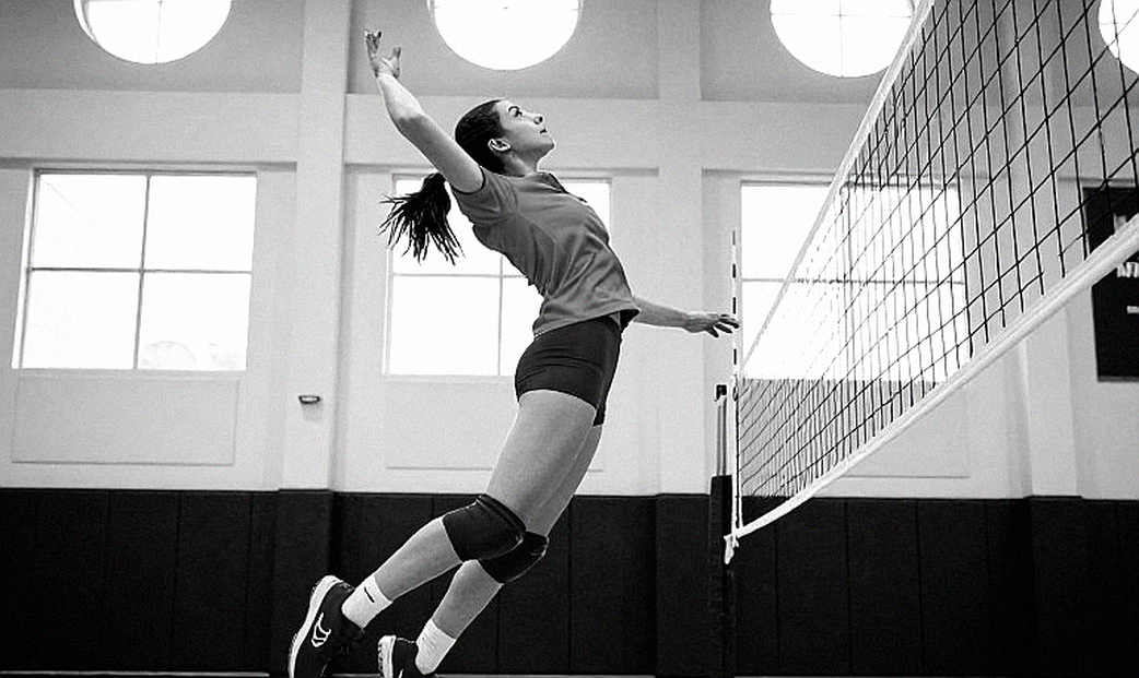 Nebraska quét Creighton 3-0 giữa kỷ lục 15.405 khán giả: Khi bóng chuyền nữ đại học Mỹ đã chạm tới một tầng văn hóa khác