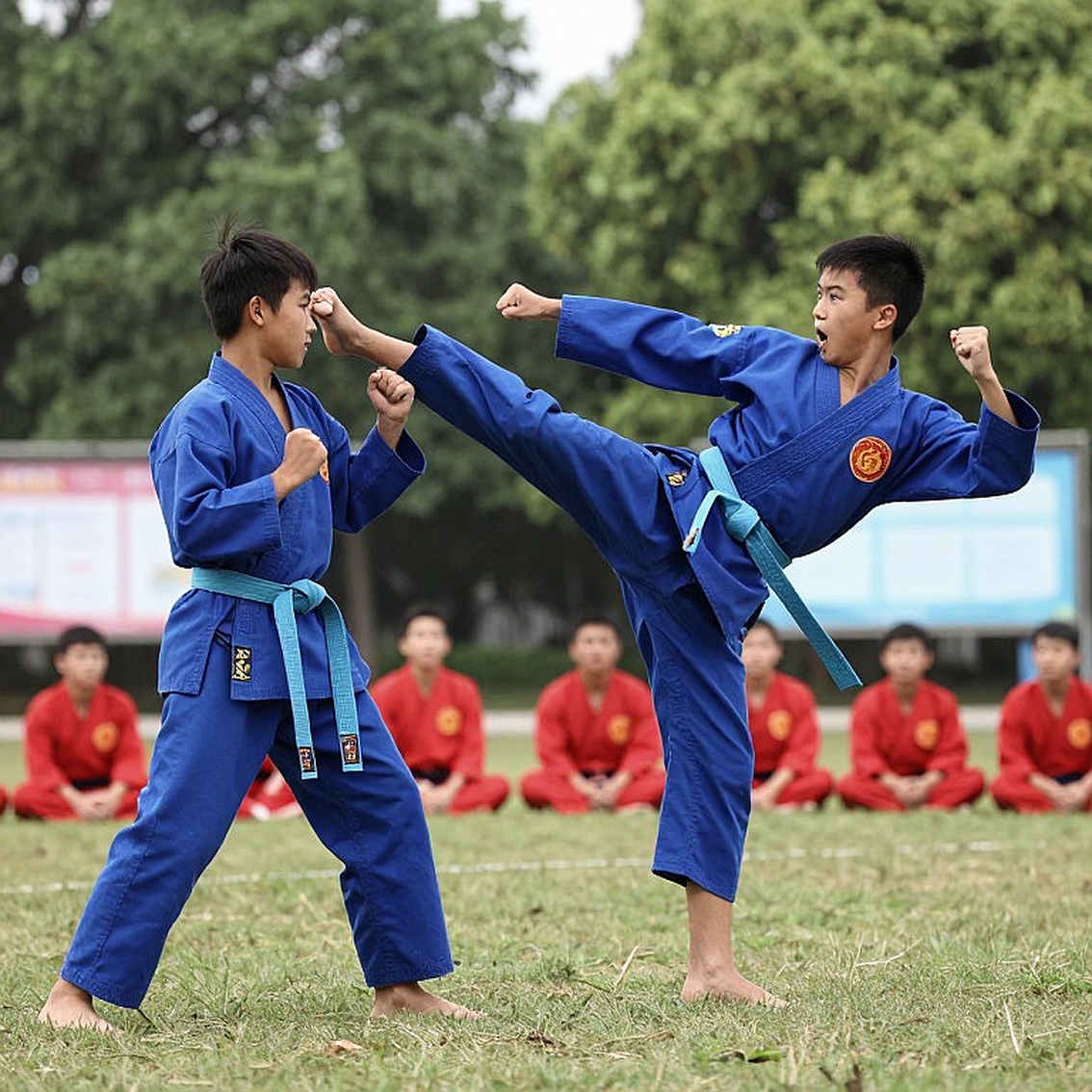 Tấm HCV poomsae Chuncheon 2026: Người được giữ lại và nhánh vắng thước đo Tấm HCV poomsae Chuncheon 2026: Người được giữ lại và nhánh vắng thước đo